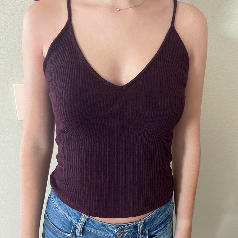 Brandy Melville cropped cami v-neck